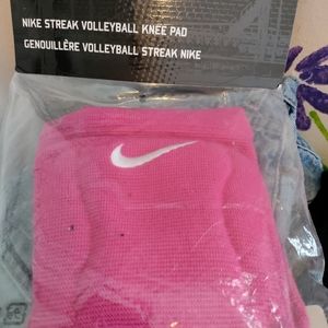 Nike volleyball new knee pads